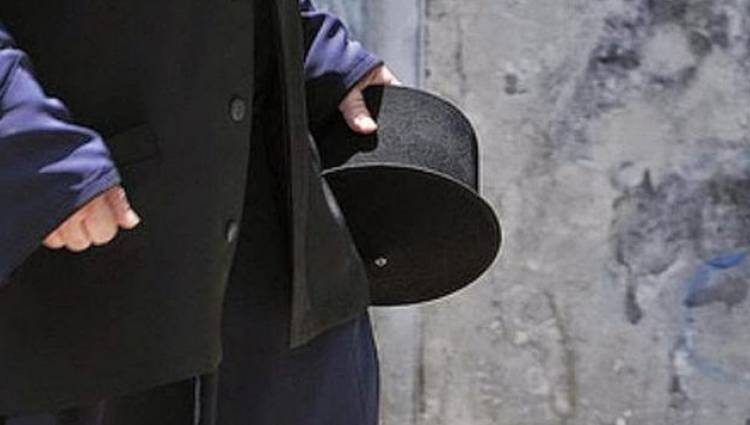 Αγρίνιο: Η μητέρα των κοριτσιών κατέθεσε υπέρ του ιερέα που κατηγορείται για βιασμό τους!