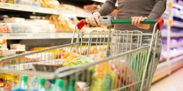 Νέο ωράριο λειτουργίας από σήμερα σε σουπερμάρκετ και φούρνους -Τι ισχύει