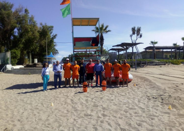 Δήμος Πηνειού: Ναυαγοσώστες, sea truck και απινιδωτές στις παραλίες