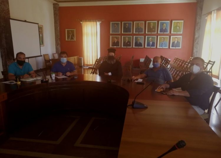 Συνάντηση δημάρχου Πύργου με αντιπροσωπεία συλλόγου Οικιστών Σπιάντζας