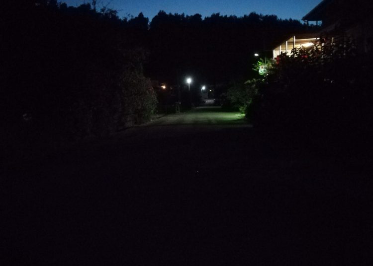 Κατάκολο: Στα σκοτάδια οι γειτονιές του επινείου-Ελλιπής φωτισμός προκαλεί προβλήματα