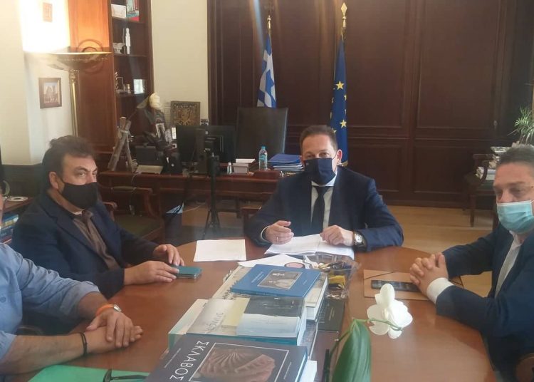 Συνάντηση Παναγιώτη Αντωνακόπουλου με τον Αναπλ. Υπουργό Εσωτερικών Στ. Πέτσα – Κατατέθηκαν προτάσεις για το πρόγραμμα «Αντώνης Τρίτσης»