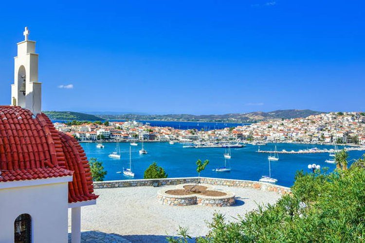 Η πανέμορφη «πόλη-νησί» στο ανατολικό «δάχτυλο» της Πελοποννήσου! Ατμόσφαιρα νησιού σε μία στεριανή πόλη