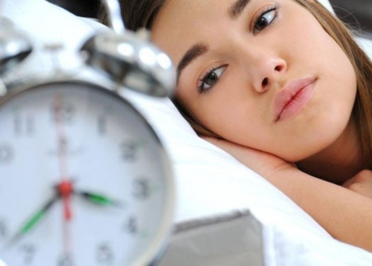 Αϋπνία: Ποιες επικίνδυνες νόσους προκαλεί