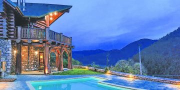 Δυτική Ελλάδα: «Λουξ» διακοπές μέσω Airbnb! Δημοφιλής περιοχές η Δυτική Αχαΐα και η Ηλεία