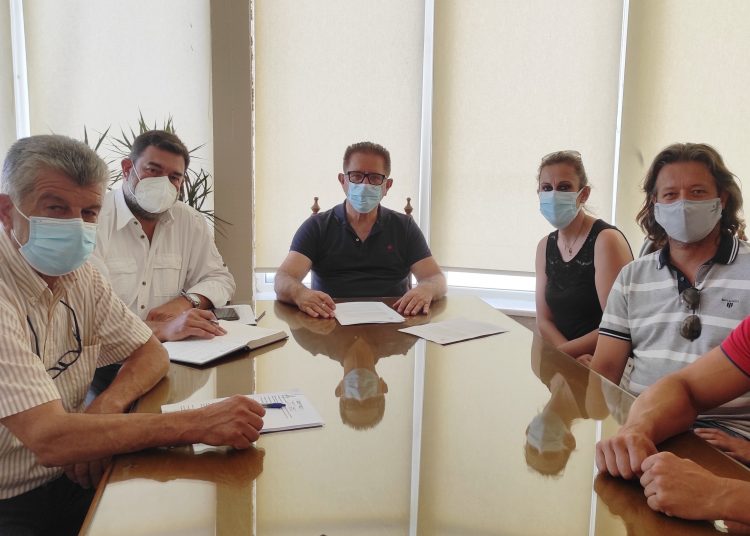 Αποκατάσταση ζημιών της αγροτικής οδοποιίας του Δήμου Ζαχάρως