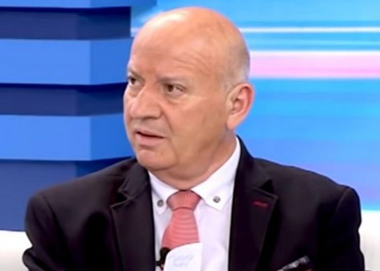 Γλυκά Νερά – Θανάσης Κατερινόπουλος: “Δέχομαι απειλές αλλά το στόμα μου θα μείνει ανοιχτό”