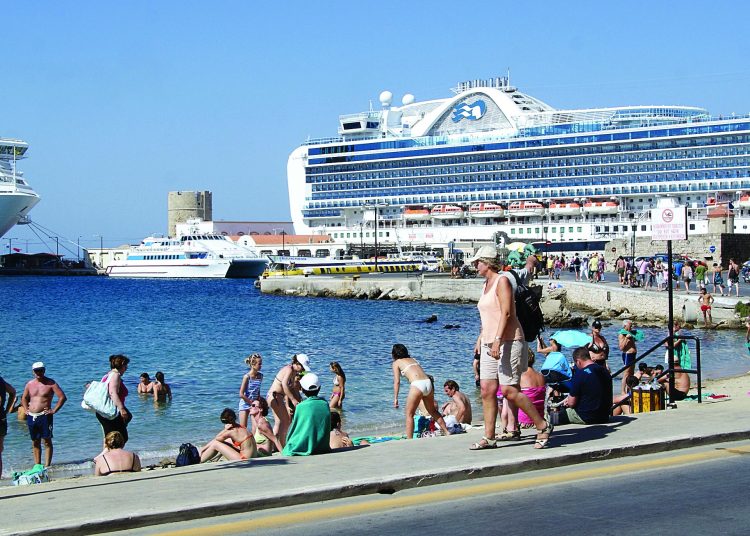 Έρχεται «ισχυρός και παρατεταμένος καύσωνας», για 10 ημέρες