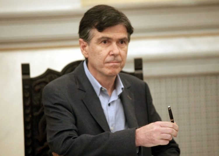 Δημήτρης Μπαξεβανάκης: Περιμένουμε την επόμενη παράσταση της κυβέρνησης για να γελάσουμε