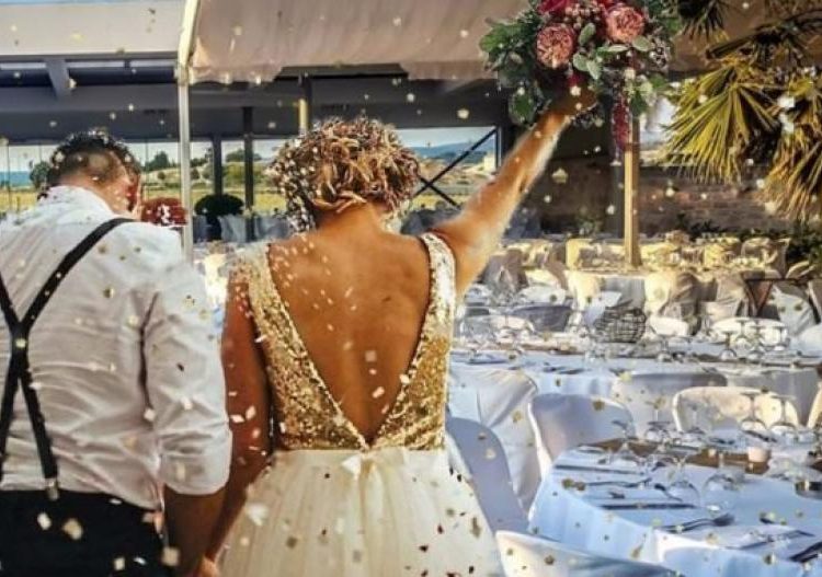 Πάτρα: Χόρευαν σε γαμήλια δεξίωση στα Ροΐτικα και η Αστυνομία έκλεισε το κέντρο