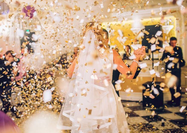 Kάτω Αχαΐα: Το… τερμάτισε – Έκανε δεξίωση γάμου με 400 και πλέον άτομα