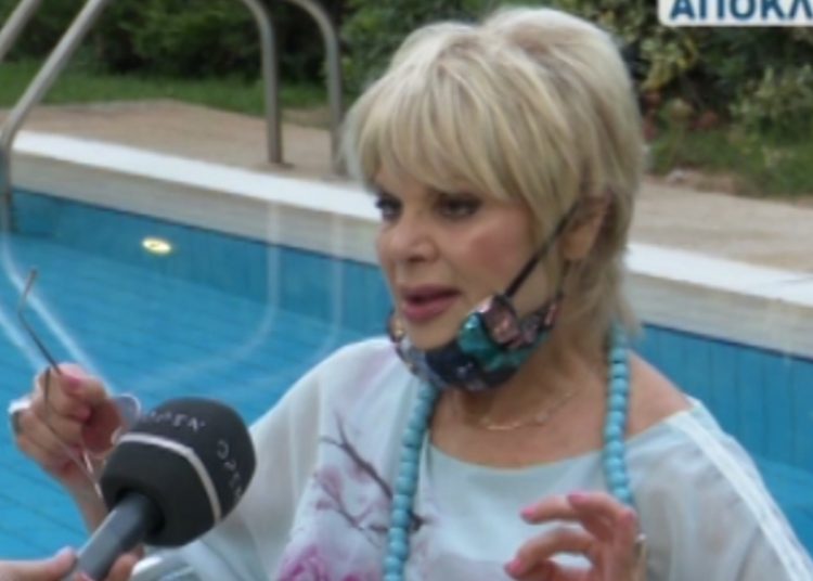 Η Μαρία Ιωαννίδου ξεκαθαρίζει για Φιλιππίδη: “Δέχτηκα απειλητικά τηλεφωνήματα από ηθοποιούς”