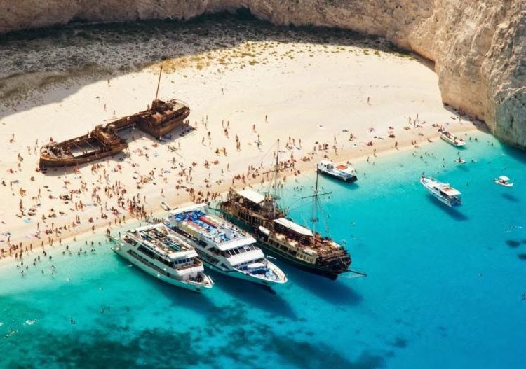 Κοινωνικός Τουρισμός: Βγήκαν τα προσωρινά αποτελέσματα! Δείτε τους πίνακες δικαιούχων και παρόχων