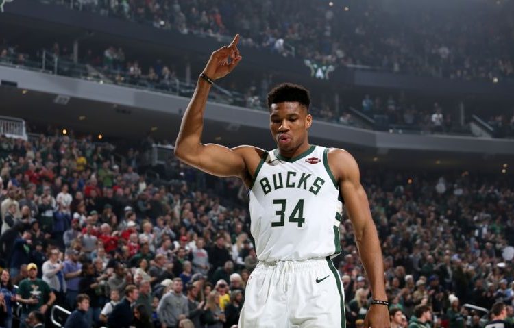 Συγκλονιστικός Γιάννης: Η μαμά μου πουλούσε πράγματα στους δρόμους – Να πιστεύετε στα όνειρά σας