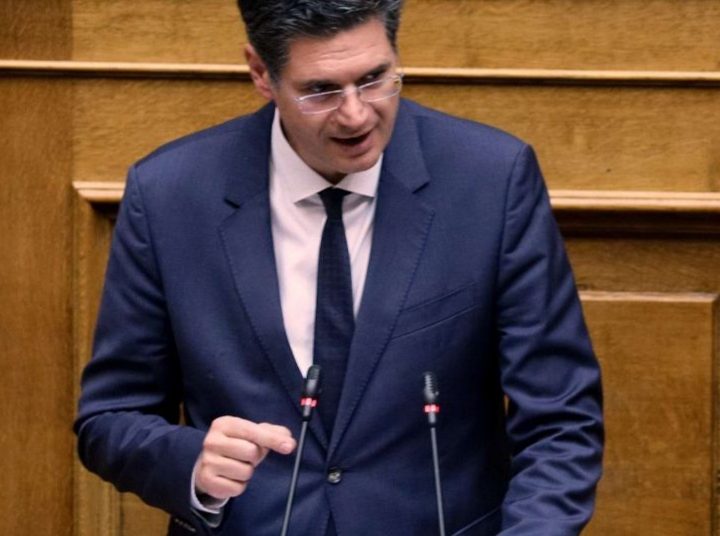 Διονύσης Καλαματιανός: Προκαλεί η τροπολογία της Κυβέρνησης για τον εμβολιασμό
