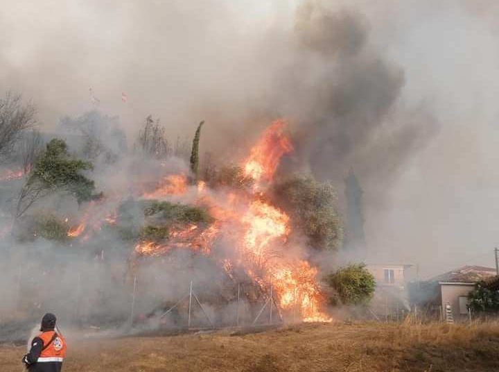 Ηλεία: Εκκενώνονται Αρχαία Ολυμπία, Πελόπιο, Πλάτανος, Μάγειρα, Κοσκινά, Κλαδέος, Καυκανιά και Χελιδόνι (φωτο)