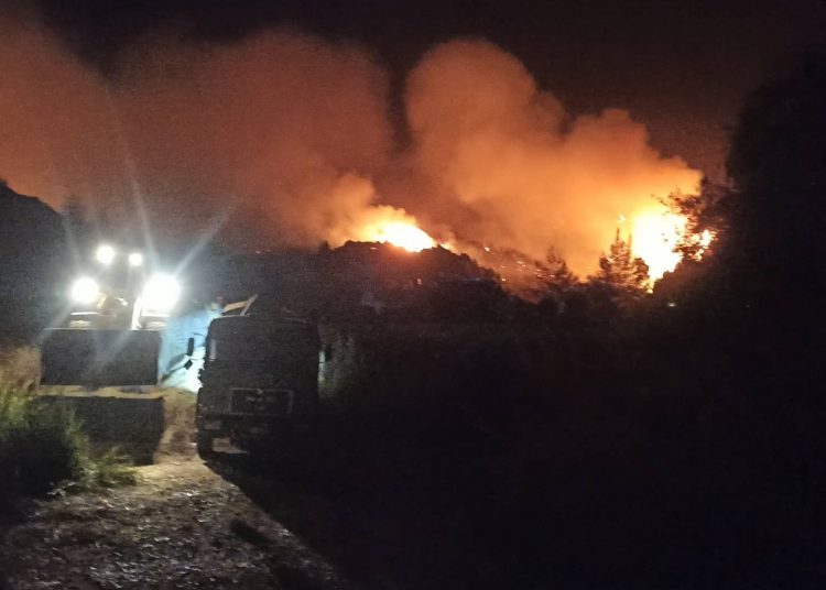 ΔΗΜΟΣ ΠΥΡΓΟΥ: «Στις πυρκαγιές προέχει η αποτελεσματικότητα»