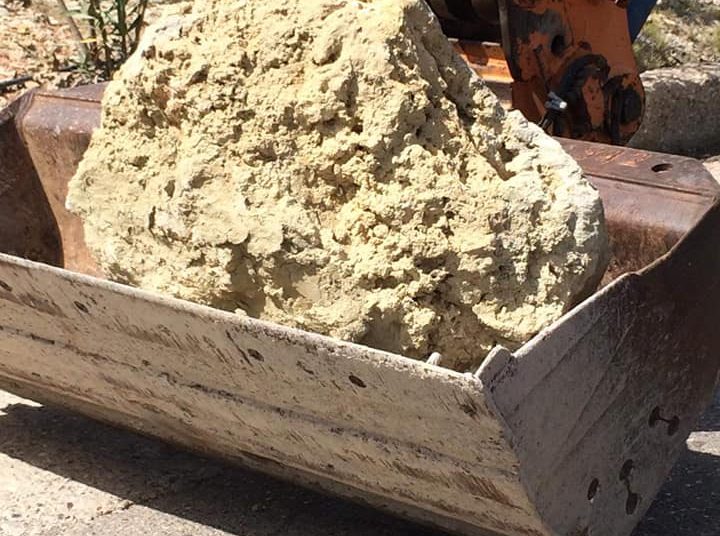 Κατάκολο: Απομακρύνθηκε επικίνδυνος βράχος