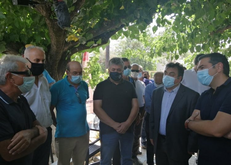 Από τη Βαρβάσαινα ξεκίνησε η επίσκεψη Τσίπρα στις πυρόπληκτες περιοχές της Ηλείας