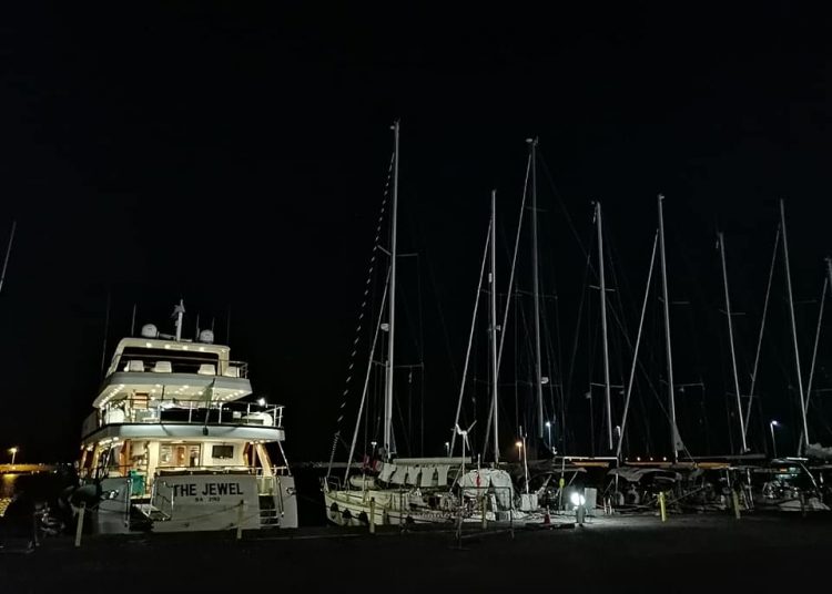 Κατάκολο: Μαγεύει τη νύχτα με τα φώτα του!