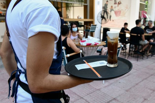 Εστίαση: «Μουδιασμένοι» οι επιχειρηματίες από τα μέτρα για τους ανεμβολίαστους -Ζητούν πακέτο στήριξης