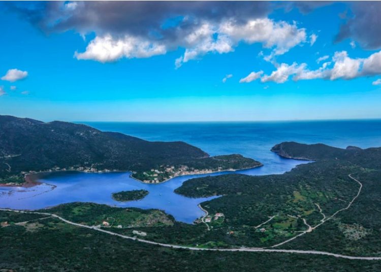Το άγνωστο φιόρδ – έκπληξη στην Πελοπόννησο καλύτερο κι από τα νορβηγικά!