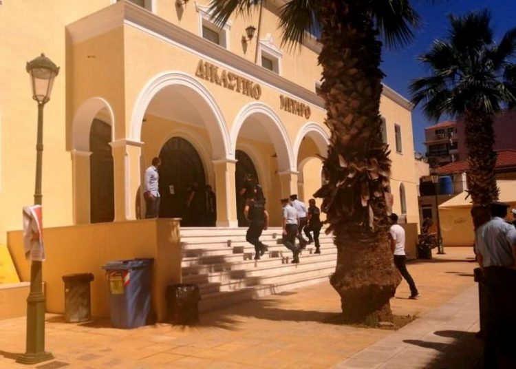 Προφυλακίστηκε ο πρώην αστυνομικός στη Ζάκυνθο για τη δολοφονία της 37χρονης