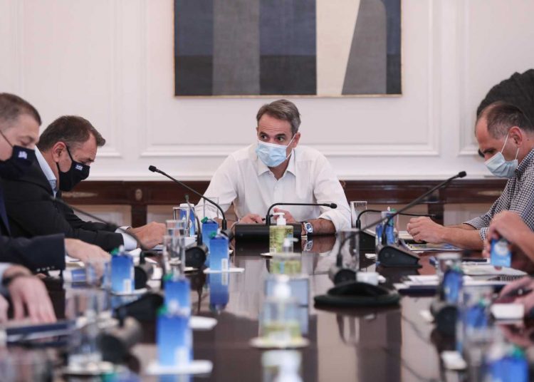 Ηλεία: Έφθασε στις πληγείσες περιοχές της Αρχαίας Ολυμπίας ο πρωθυπουργός