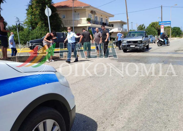 ΠΥΡΓΟΣ: Μετωπική σύγκρουση αυτοκινήτων στον παράδρομο της Εθνικής οδού