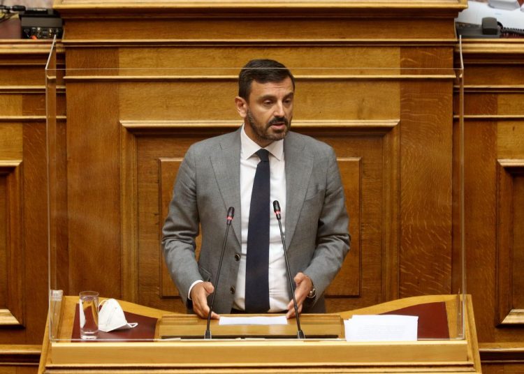 Ανδρέας Νικολακόπουλος: Ζητά μέτρο ενίσχυσης για τις μακροχρόνιες επιπτώσεις των επαγγελματιών