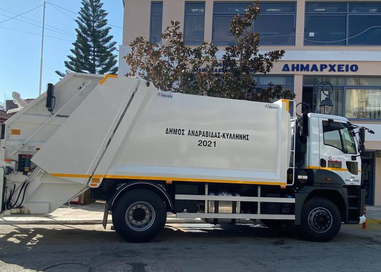 Καινούργιο απορριμματοφόρο παρέλαβε ο Δήμος Ανδραβίδας- Κυλλήνης