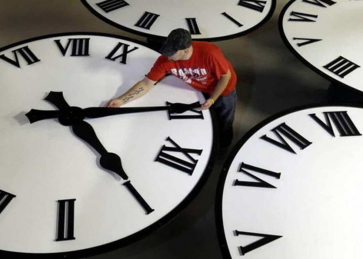 Επίσημη ανακοίνωση του Υπουργείου για την αλλαγή ώρας σε χειμερινή