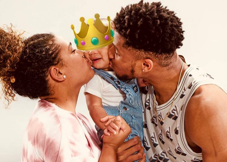 Γιάννης Αντετοκούνμπο: Η νέα υπέροχη φωτογραφία με τους γιους του