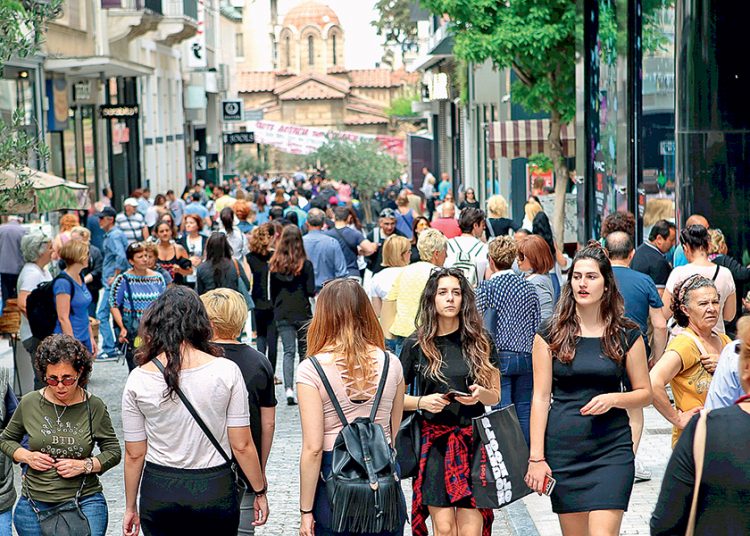 Απογραφή: Μεγάλη μείωση του πληθυσμού της Ελλάδας – Τι γίνεται με την Ηλεία – Οι μεταβολές ανά Νομό