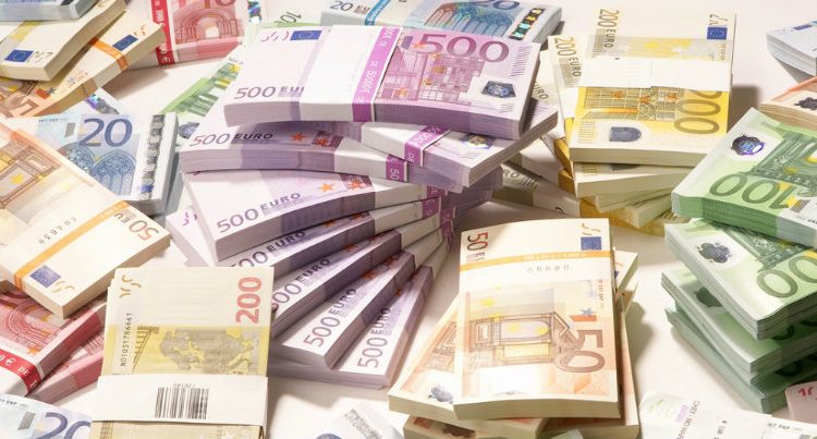 Νέο ΕΣΠΑ: Ανοίγουν οι “κάνουλες” με 3,9 δισ. ευρώ για μικρομεσαίους