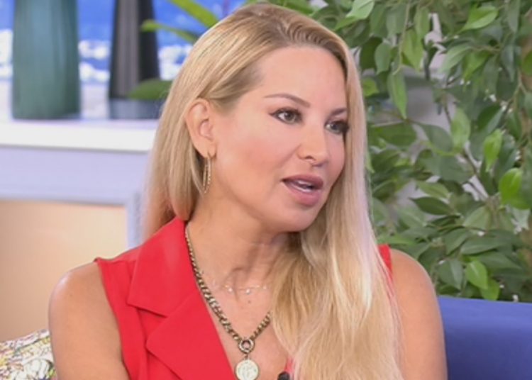 Η Αννίτα Ναθαναήλ καθηλώνει: Η γνωριμία με την Ιωάννα Παλιοσπύρου, ο Γολγοθάς της και η δύσκολη καθημερινότητα