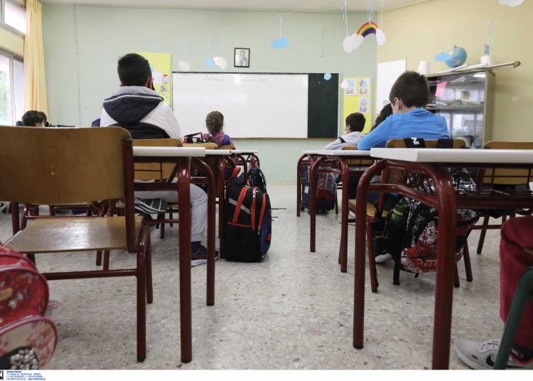 Σχολεία: Επιστροφή στα θρανία τη Δευτέρα 13 Σεπτεμβρίου – Όλα τα μέτρα