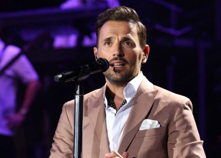 Νίκος Βέρτης: Πρέπει να εμβολιαστούμε να τελειώνει – Έχασα την ξαδέρφη μου από κορωνοϊό