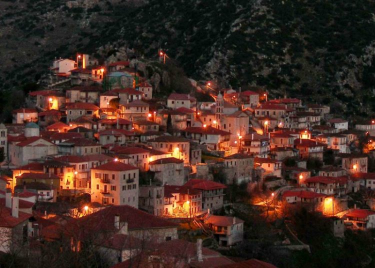 Δείτε το γραφικό χωριό της Πελοποννήσου με αίσθηση… Τοσκάνης