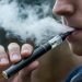 Ηλεκτρονικό τσιγάρο: Βοηθά τελικά τους καπνιστές να κόψουν το παραδοσιακό τσιγάρο;