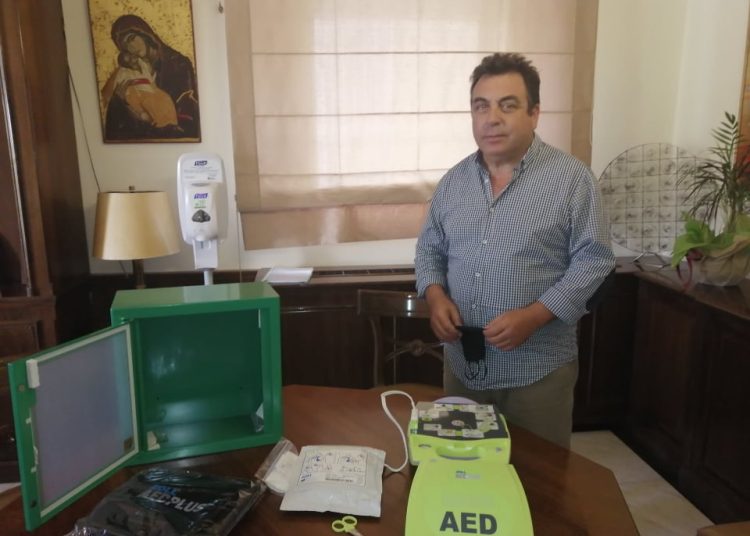 Παραδίδεται την Κυριακή ο απινιδωτής στον Αμπελώνα