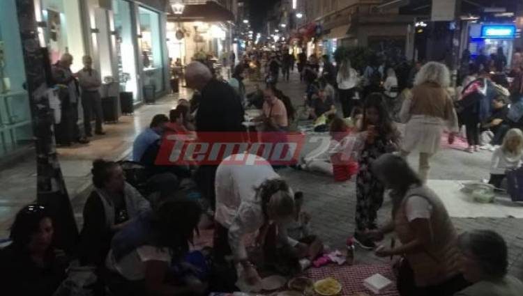 Πάτρα: Το είπαν και το έκαναν… Πικ – νικ αντιεμβολιαστών στη Ρήγα Φεραίου