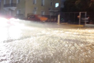 ΠΥΡΓΟΣ: Έντονη βροχόπτωση και προβλήματα στους δρόμους