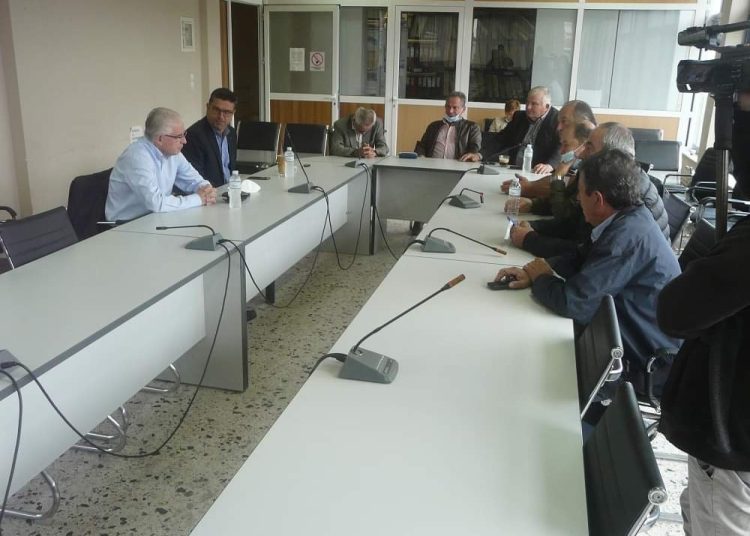 Συνάντηση Προέδρου ΕΛΓΑ Λυκουρέντζου με παραγωγούς Ανδραβίδας-Κυλλήνης