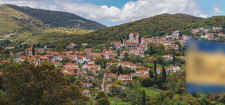 Αυτό ειναι το χωριό της Πελοποννήσου με την πιο «viral» πινακίδα!