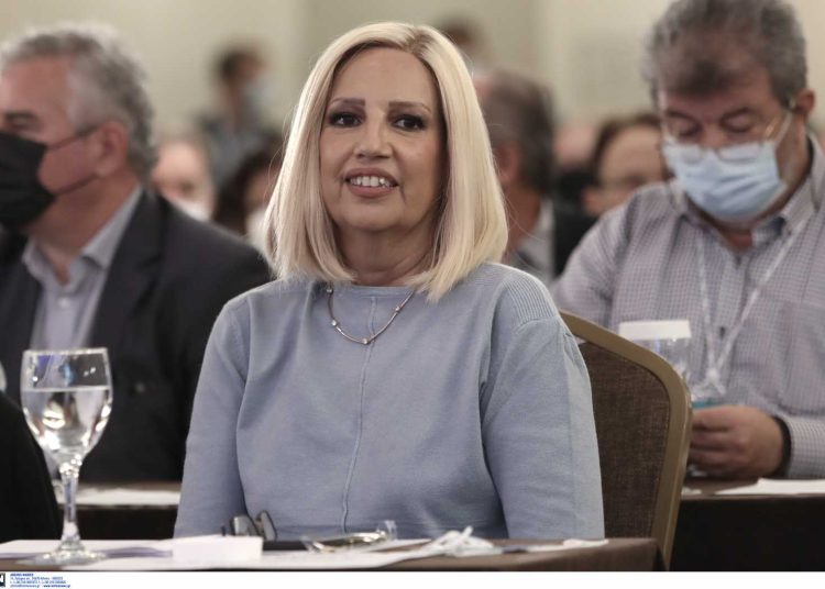 Φώφη Γεννηματά: Η ζωή και η πορεία της – Από τα σπάργανα του ΠΑΣΟΚ στην ηγεσία του ΚΙΝΑΛ