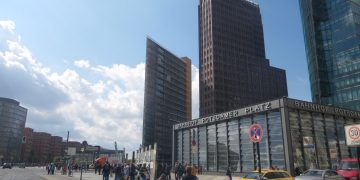 Προσωρινό λουκέτο σε εργοστάσιο της Opel στη Γερμανία