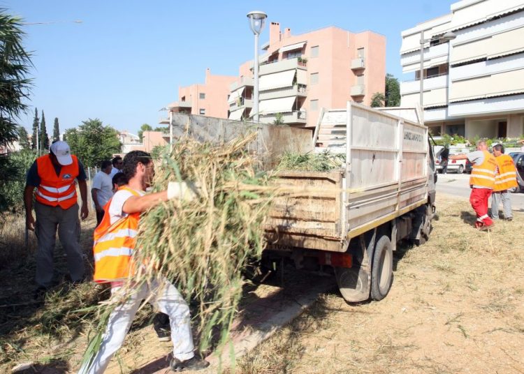 ΟΑΕΔ-Νέα Κοινωφελής: Πότε βγαίνει η προκήρυξη – Ποιοι «κόβονται» από τις αιτήσεις