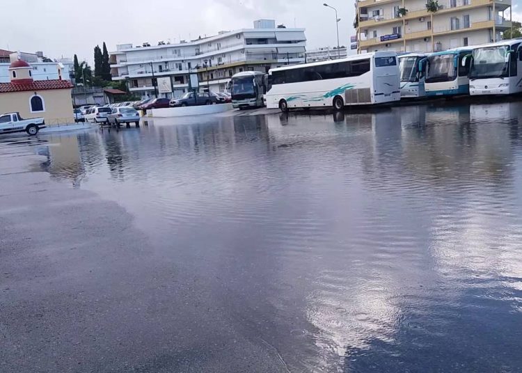 Ευθύμης Λέκκας: Ο Δήμος Πύργου, ο Δήμος Αρχαίας Ολυμπίας και 8 ακόμα περιοχές στην Ελλάδα κινδυνεύουν περισσότερο από πλημμύρες