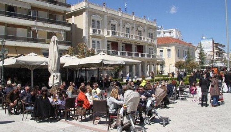 Νέα μέτρα: Τι αλλάζει για εμβολιασμένους και ανεμβολίαστους